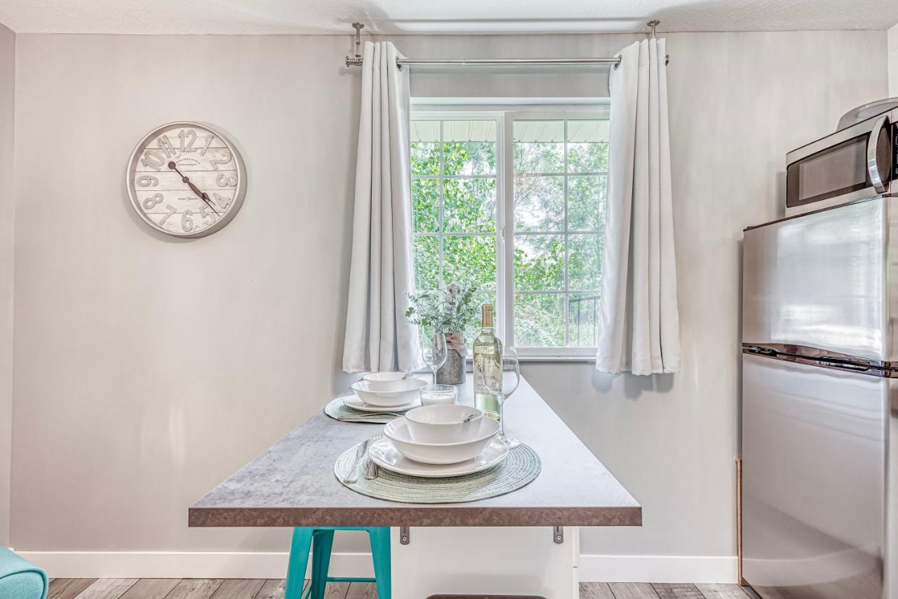 Lighthouse Kitchen Suites Near Auburn Waterloo I-69 Exit 334 Bagian luar foto